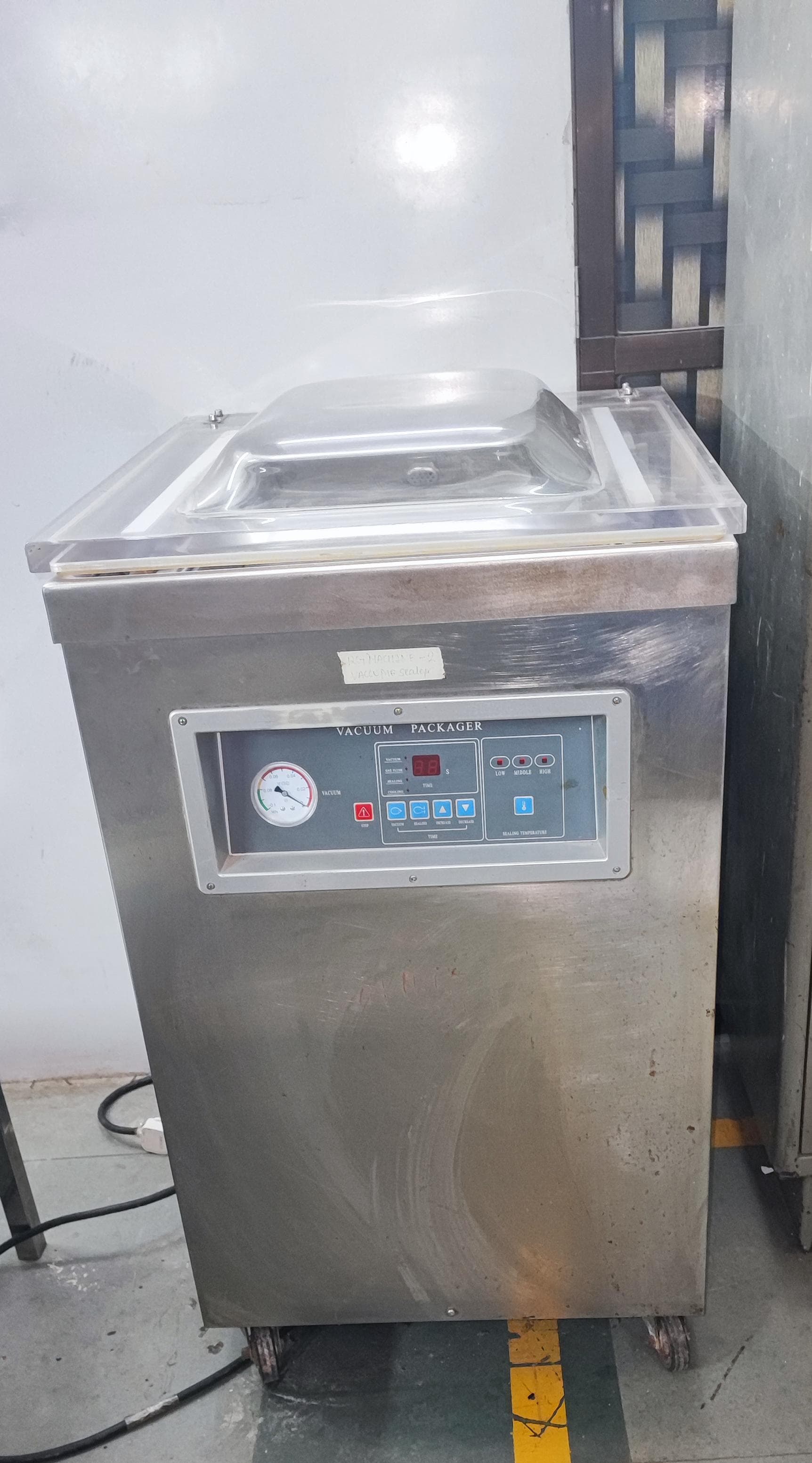 Vacuum Packaging Machine